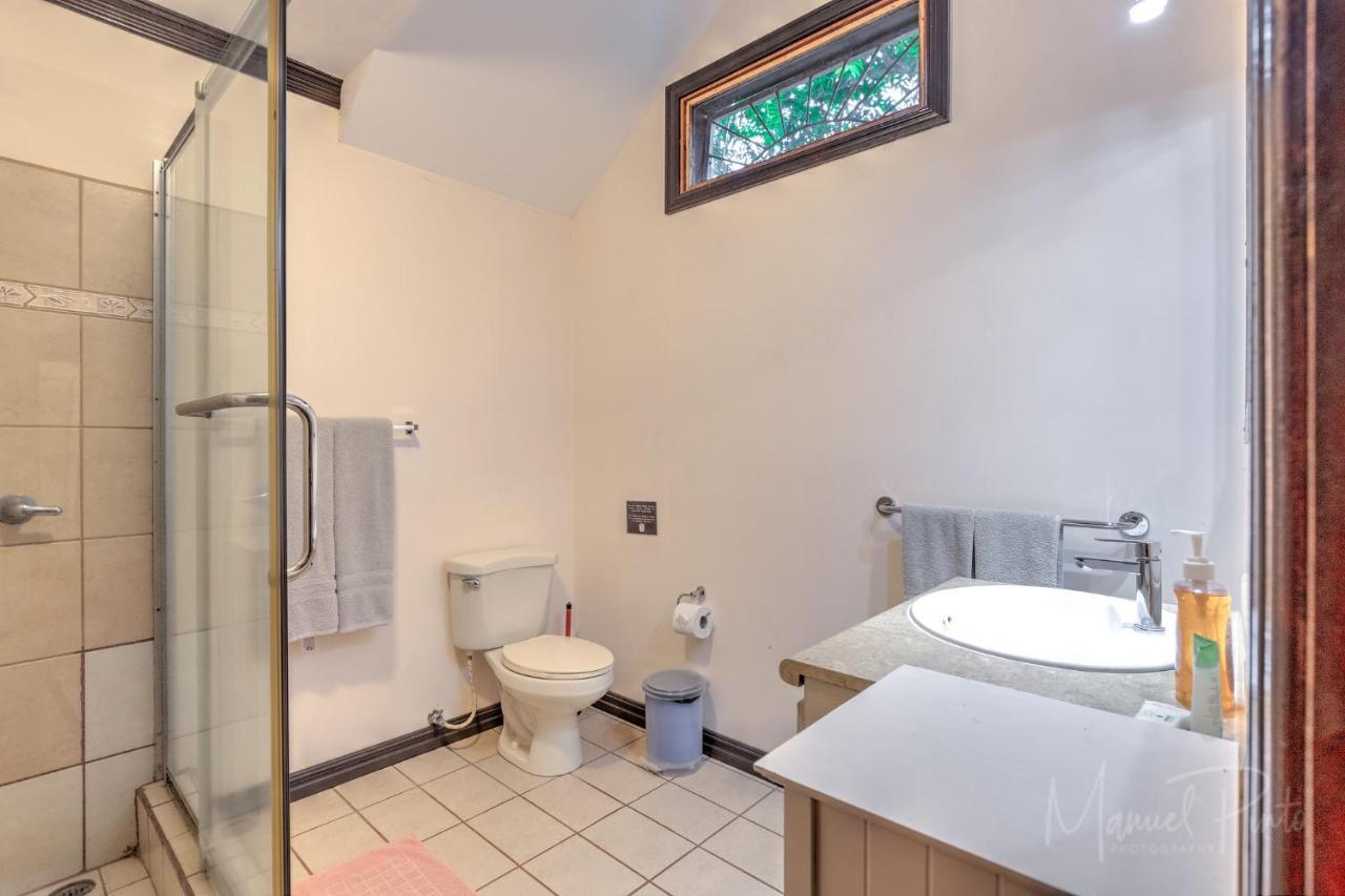 Casa Ylang In Black Sand Beach Villa Puerto Viejo de Talamanca Екстериор снимка